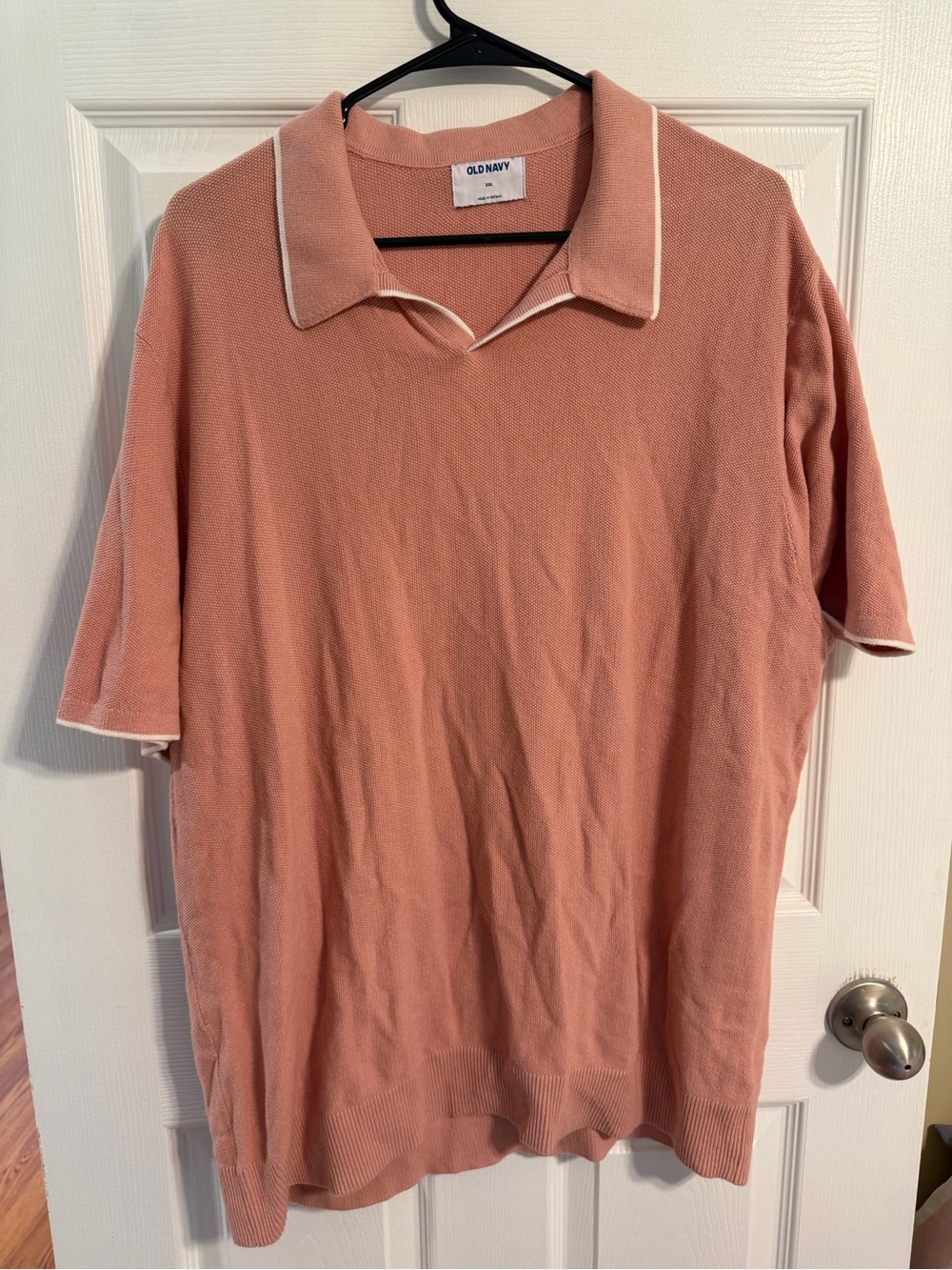 Old Navy Men's Dusty Pink Polo with White Trim